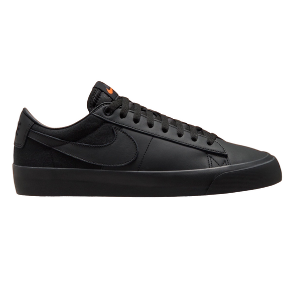 Nike SB Blazer Low Pro GT Black/Black/Black